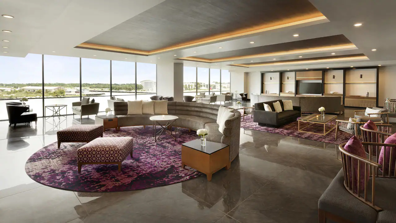 hyatt-river-lounge